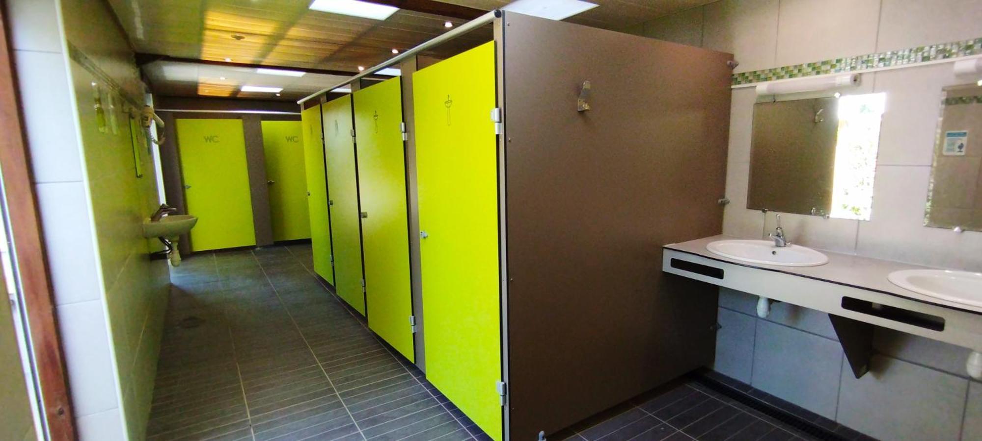 Cabane Randonneurs Camoël Esterno foto