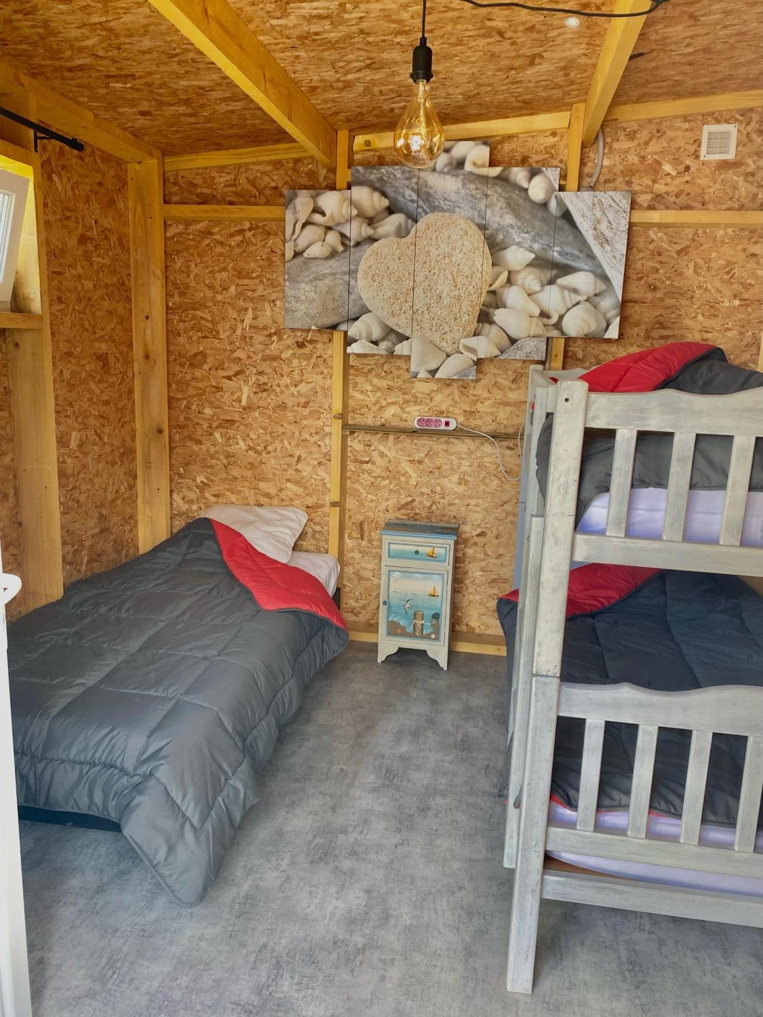 Cabane Randonneurs Camoël Esterno foto